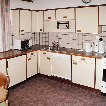 Apart Evi 615w